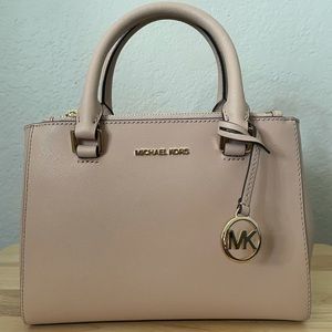 Michael Kors Crossbody Handbag